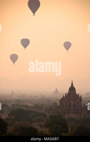 Sunrise over temples in Bagan, Myanmar Stock Photo