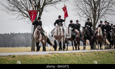 Lausitz, Germany. 1st Apr, 2018. Easter riders from Wittichenau carrying banners. Sorbian Easter Procession (Osterreiten). Credit: Krino/Alamy Live News Stock Photo