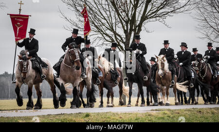 Lausitz, Germany. 1st Apr, 2018. Easter riders from Wittichenau carrying banners. Sorbian Easter Procession (Osterreiten). Credit: Krino/Alamy Live News Stock Photo