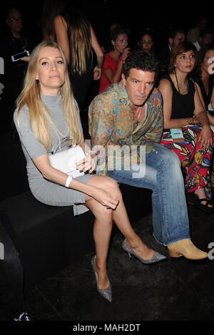 Miami Fl June 02 Nicole Kimpel And Antonio Banderas At The Ice Stock Photo Alamy