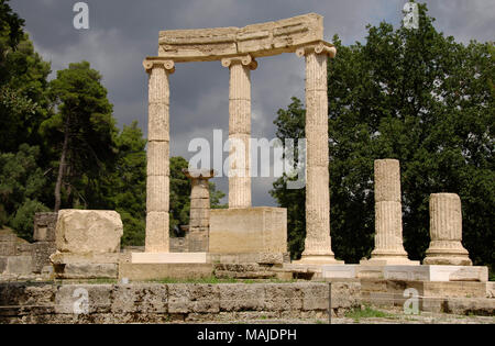 Greece, Olympia. The Philippeion. Circular memorial of Philip of Macedon. Marble and limestone. It was built to conmemorate the Philip's victory at Battle of Chaeronea, 338 BC. Peloponnese. Stock Photo