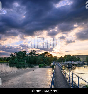 Hambleden Lock on the River Thames on a summer evening Stock Photo