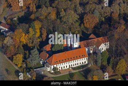 Aerial view, Lippstadt-Cappel, Romanesque collegiate church of St. Maria and Andreas, Wadersloh, Soester Börde, Cappel pen college, Lippstadt, Ruhr ar Stock Photo