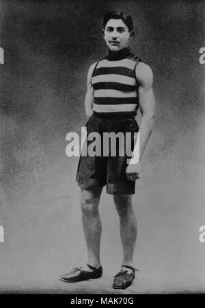 Portrait of the French runner Gaston Adolphe Ragueneau ( 1881 - 1978 )  -  photography by    Anonyme Stock Photo