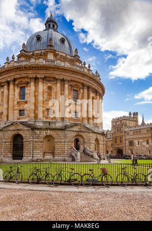 OXFORD, UK - JUN 15, 2013: Neo-classical  Radcliffe Camera (Rad Cam or The Camera) of the Oxford University Stock Photo