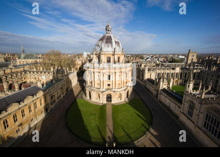 Oxford. England. View of Radcliffe Camera, Radcliffe Square with Brasenose College on the left, and All Souls College, right.   Designed by James Gibb Stock Photo