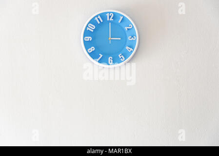 Good afternoon or after midnight with 03:00 clock on white concrete wall interior background with copy space, message board concept. 3 pm is a coffee  Stock Photo