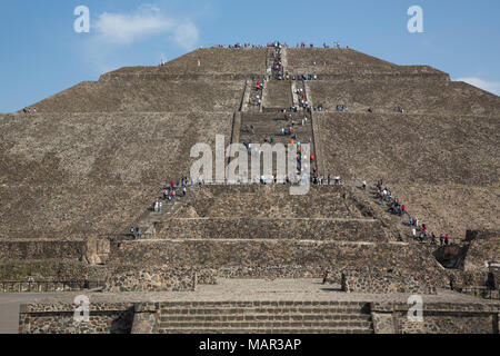 Pyramid of the Sun, Teotihuacan Archaeological Zone, UNESCO World Heritage Site, State of Mexico, Mexico, North America