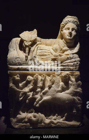 Etruscan alabaster cinerary urn from the Hellenistic period dated from the 150-27 BC on display in the Museo archeologico nazionale (National Archaeological Museum) in Florence, Tuscany, Italy. Stock Photo