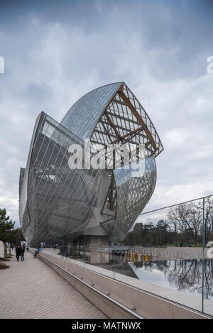 France,  Paris -   1 April 2018:  Fondation Louis Vuitton designed by Frank Gehry Stock Photo