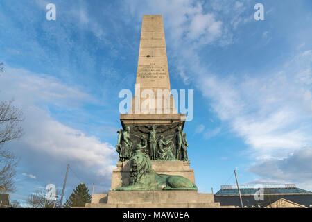 Das Landesdenkmal auf der Adolfshöhe,  Wiesbaden, Hessen, Deutschland  |   state monument Landesdenkmal on Adolfshöhe,  Wiesbaden, Hesse, Germany Stock Photo