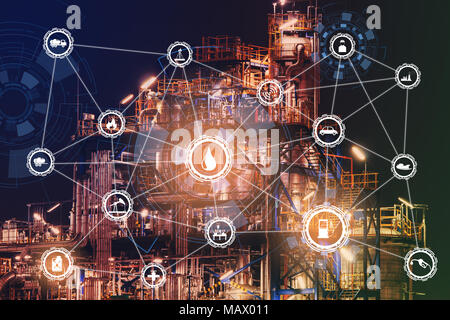 4.0 advanced industrial concept The industry has cyber icons and internet applications. Industrial equipment in factories with icons, networking, Inte Stock Photo