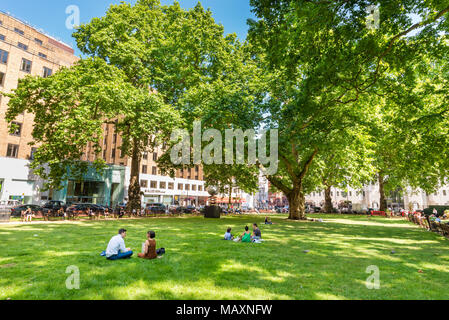 Berkeley Square Gardens, London, UK Stock Photo