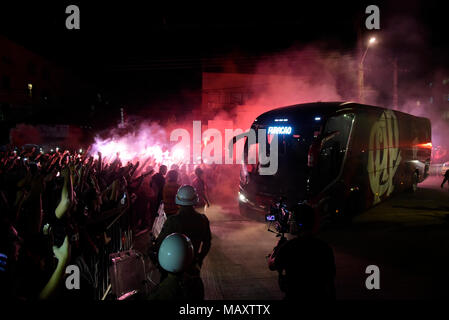 Curitiba, Brazil. 04th Apr, 2018. Arrival of the Atlético team at the Arena da Baixada for the match with São Paulo in Curitiba, PR. Credit: Reinaldo Reginato/FotoArena/Alamy Live News Stock Photo