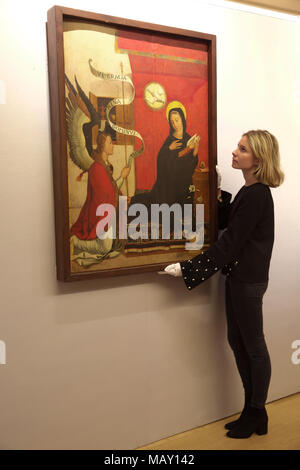 London,UK,5th April 2018,A Photocall took place at Bonhams of a private art collection from Spanish Master Sculptor Antón Casamor. Highlights include: ATTRIBUTED TO FRANCISCO DE COMONTES(Spanish active 1524-1565)The Annuciation Estimated at £ 20,000 - 30,000. The sale takes place on the 11th April 2018Credit: Keith Larby/Alamy Live News Credit: Keith Larby/Alamy Live News Stock Photo