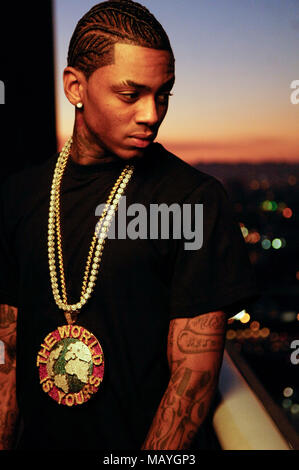 Deandre Way aka Soulja Boy behind the scenes of a music video on ...