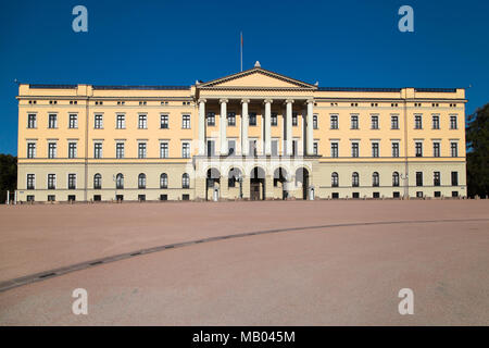 Front Facade of the Norwegian Royal Palace in Oslo, Norway. Stock Photo