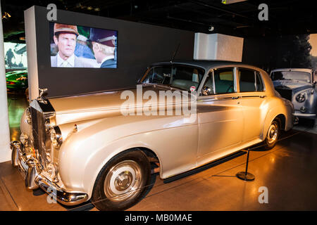 England, London, Covent Garden, London Film Museum, Rolls Royce Silver Cloud II Car from The James Bond Movie A View to A Kill dated 1985 Stock Photo