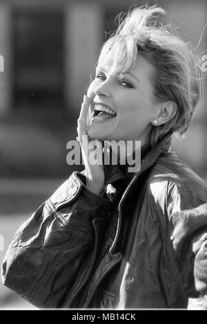 Fiona Fullerton actress posing in Leeds 1987 credit Simon Dewhurst and Mark Tattersall for Hickes Ltd Stock Photo