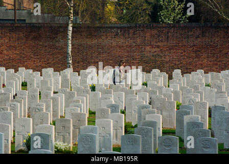 Some of the 2650 WW1 graves in the Faubourg d'Amiens British Cemetery, Arras, Northern France; the cemetery was desined by Sir Edwin Lutyens. Stock Photo