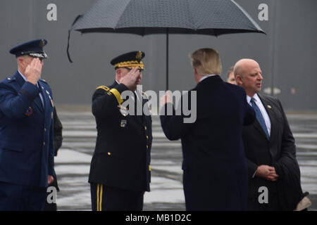 Ret. Army Brig. Gen. Donald Bolduc does pushups after flubbing a line ...