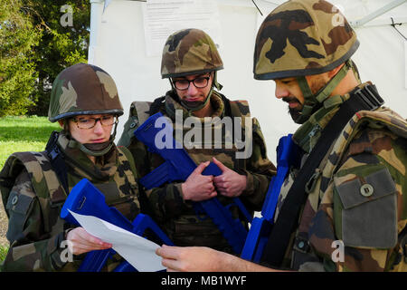 Aspirants military Physicians attend 'Ressac drill, Bron, France Stock Photo