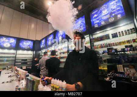 London UK. 6th March 2018. The 4th Vape Jam convention at the ExCel centre attracted Hundreds of vaping enthusiasts  and electronic cigarette businesses in a strictly non tobacco smoking venue Credit: amer ghazzal/Alamy Live News Stock Photo