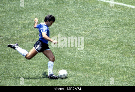 FIFA World Cup - Mexico 1986 22.6.1986, Estadio Azteca, Mexico, D.F. Quarter-final Argentina v England. Julio Olarticoechea - Argentina Stock Photo