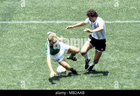 Reyauca: CAMPEONATO MUNDIAL DE FUTBOL 1986 – ULTIMATE FOOTBALL STICKERS