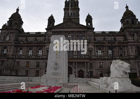 Dalton fountain Glasgow' historic train shed uncovered in queen st Glasgow during demolition work'statue of liberty Glasgow'wall art Glasgow' Stock Photo