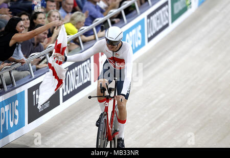 England's Charlie Tanfield celebrates winning gold in the Men's 4000m Individual Pursuit Finals - Gold at the Anna Meares Velodrome during day two of the 2018 Commonwealth Games in the Gold Coast, Australia. Stock Photo