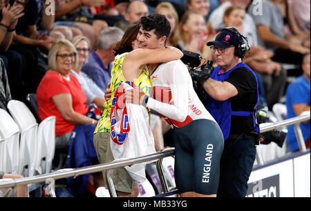 England's Charlie Tanfield (right) celebrates winning gold in the Men's 4000m Individual Pursuit Finals - Gold at the Anna Meares Velodrome during day two of the 2018 Commonwealth Games in the Gold Coast, Australia. Stock Photo