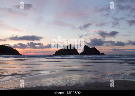Sunset over Carters Rocks off Holywell Bay in North Cornwall Stock Photo