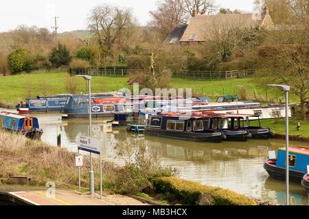 Barge / Canal boats at Heyford Wharf, Heyford, Oxfordshire, UK Stock Photo