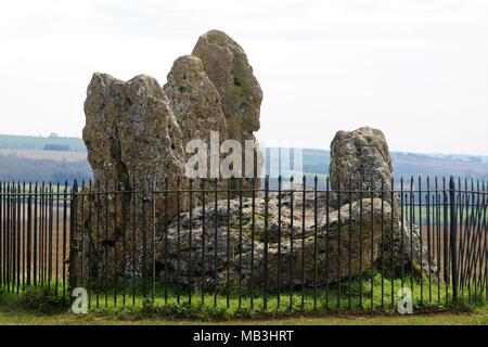Rollright Stones, The Whispering Knights at Cotswold Hill, Oxfordshire / Warwickshire Border, UK Stock Photo