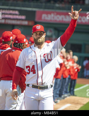 Washington, District of Columbia, USA. 5th Apr, 2018. Washington Nationals right fielder Bryce Harper (34) is introduced prior to the game against the New York Mets at Nationals Park in Washington, DC on Thursday, April 5, 2018.Credit: Ron Sachs/CNP. Credit: Ron Sachs/CNP/ZUMA Wire/Alamy Live News Stock Photo