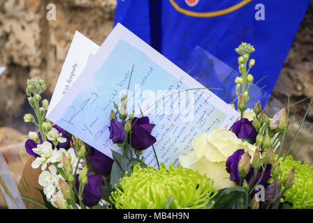 London UK. 7th April 2018. Stamford Bridge. Floral tributes and messages of sympathy from football fans are placed at a special memorial shrine erected at Stamford bridge to the former Chelsea player and legend Ray 'Butch' Wilkins who died aged 61 on 4 April 2018 Stock Photo