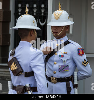 Thai King's Guards guarding the Royal Family at the Grand Palace in ...