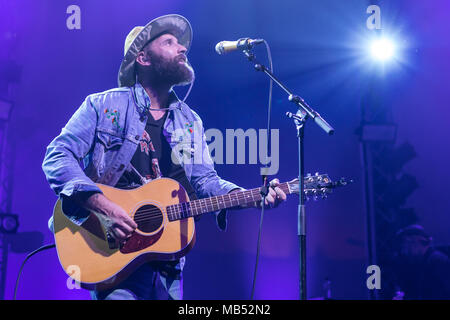 Simon Ward, lead singer of the Strumbellas performs at the 2017 Beale ...