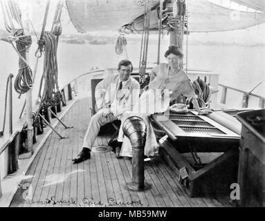 JACK LONDON (1876-1916) American writer with second wife Charmian Kittredge during their 1907 cruise aboard the Snark yacht to Hawaii and Austraia. Stock Photo