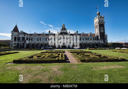 The iconic Dunedin Railway Station Otago, New Zealand Stock Photo