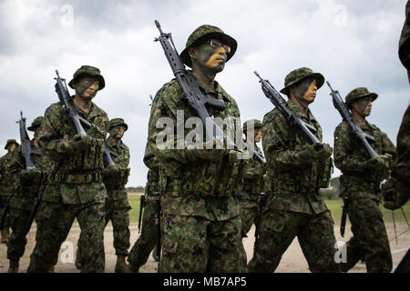 SASEBO, JAPAN - APRIL 7 : Soldiers of Japanese Ground Self-Defense ...