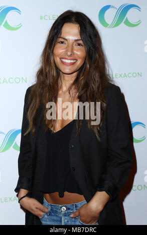 Las Vegas, Nevada, USA. 7th Apr, 2018. Actress SARAH SHAHI arrives for ClexaCon hosts Cocktails for Change to benefit Cyndi Lauper's True Colors Fund at Tropicana. Credit: Mjt/AdMedia/ZUMA Wire/Alamy Live News Stock Photo