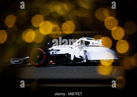 ERICSSON Marcus (swe), Alfa Romeo Sauber F1 Team C37, action during 2018 Formula 1 FIA world championship, Bahrain Grand Prix, at Sakhir from April 5 to 8 | usage worldwide Stock Photo