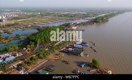 April 8, 2018 - Huai'An, Huai'an, China - Huai'an, CHINA-8th April 2018: Aerial photography of Hongze Lake in east China's Jiangsu Province. Credit: SIPA Asia/ZUMA Wire/Alamy Live News Stock Photo