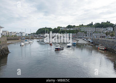 Porthmadog Gwynedd Wales, Harbour and boats moored Stock Photo