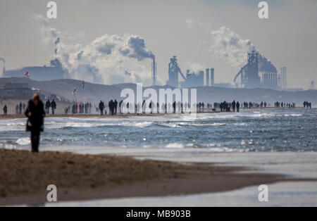 The Tata Steel steelworks in IJmuiden, Velsen, North Holland, Netherlands,  largest industrial area in the Netherlands, 2 blast furnaces, 2 coking plan  Stock Photo - Alamy