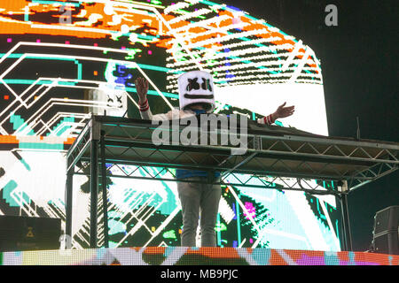 Chicago, Illinois, USA. 7th Apr, 2018. EDM artist MARSHMELLO performs ...