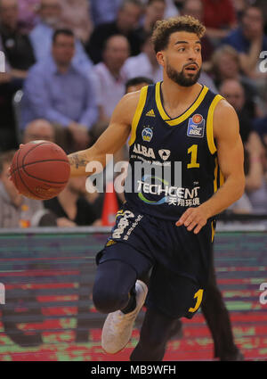 Bonn, Germany. 8th Apr, 2018. Basketball Bundesliga, BBL, Telekom Baskets Bonn vs. Alba Berlin: Joshiko Saibou (Berlin) in action. Credit: Juergen Schwarz/Alamy Live News Stock Photo