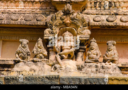Carved idol in Gangaikondacholapuram Temple. Thanjavur, Tamil Nadu, India. Shiva Temple has the biggest Lingam in South India. It became the capital o Stock Photo